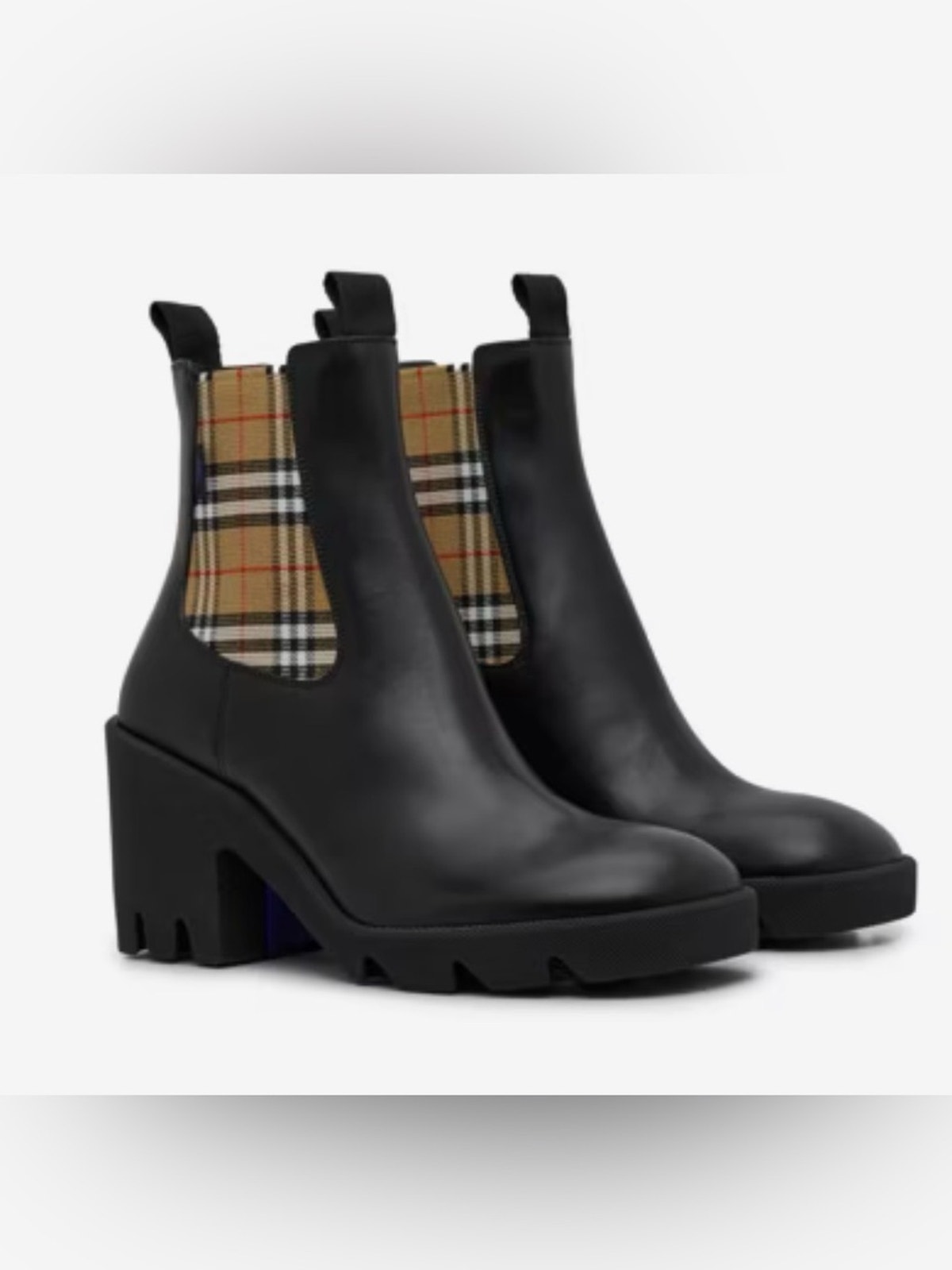 Nwt Burberry Stride Chelsea Black Leather Platform Boots With Plaid Panel 9.5
